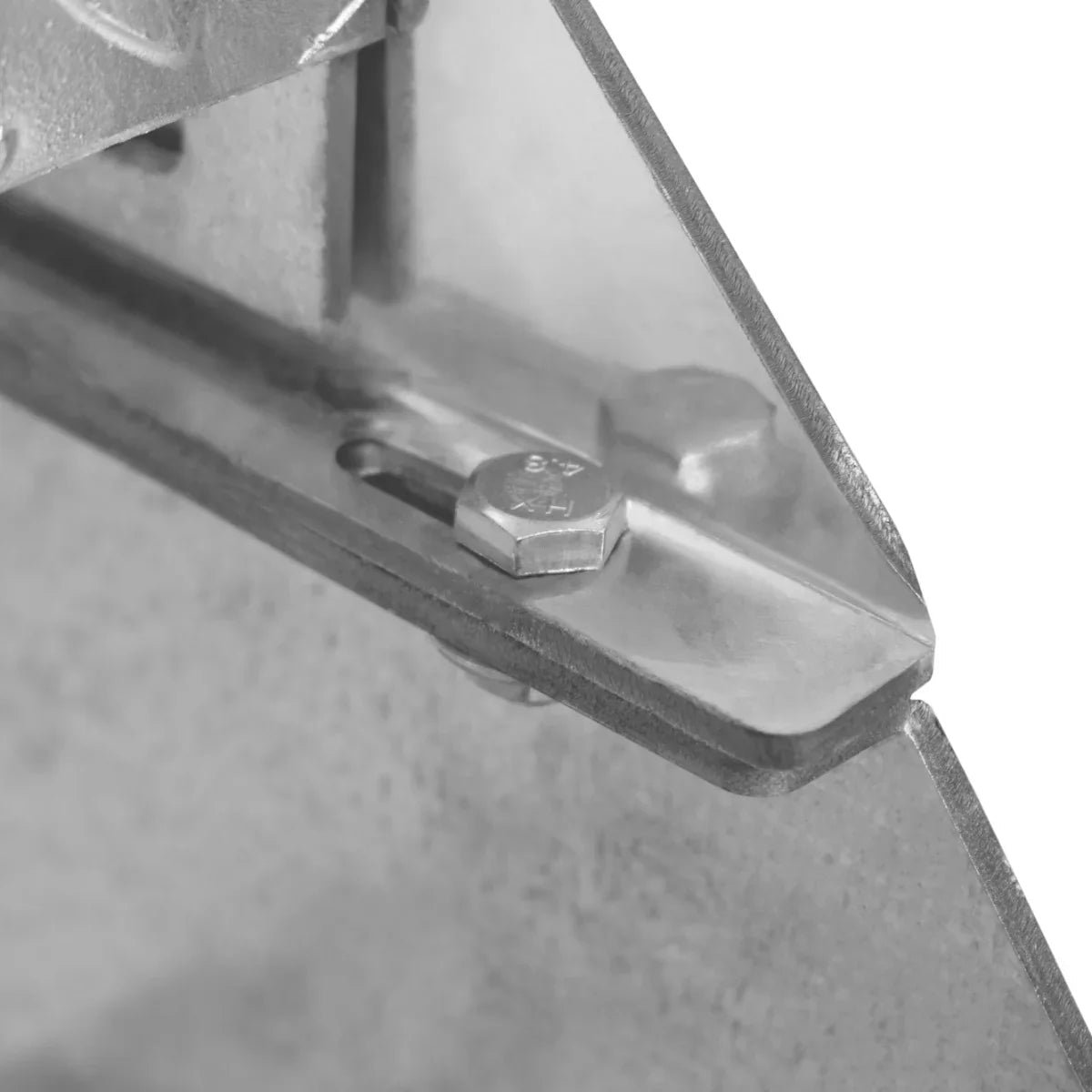 Adjustable 12 Section Galvanised Staircase - 600mm Wide - Image 10