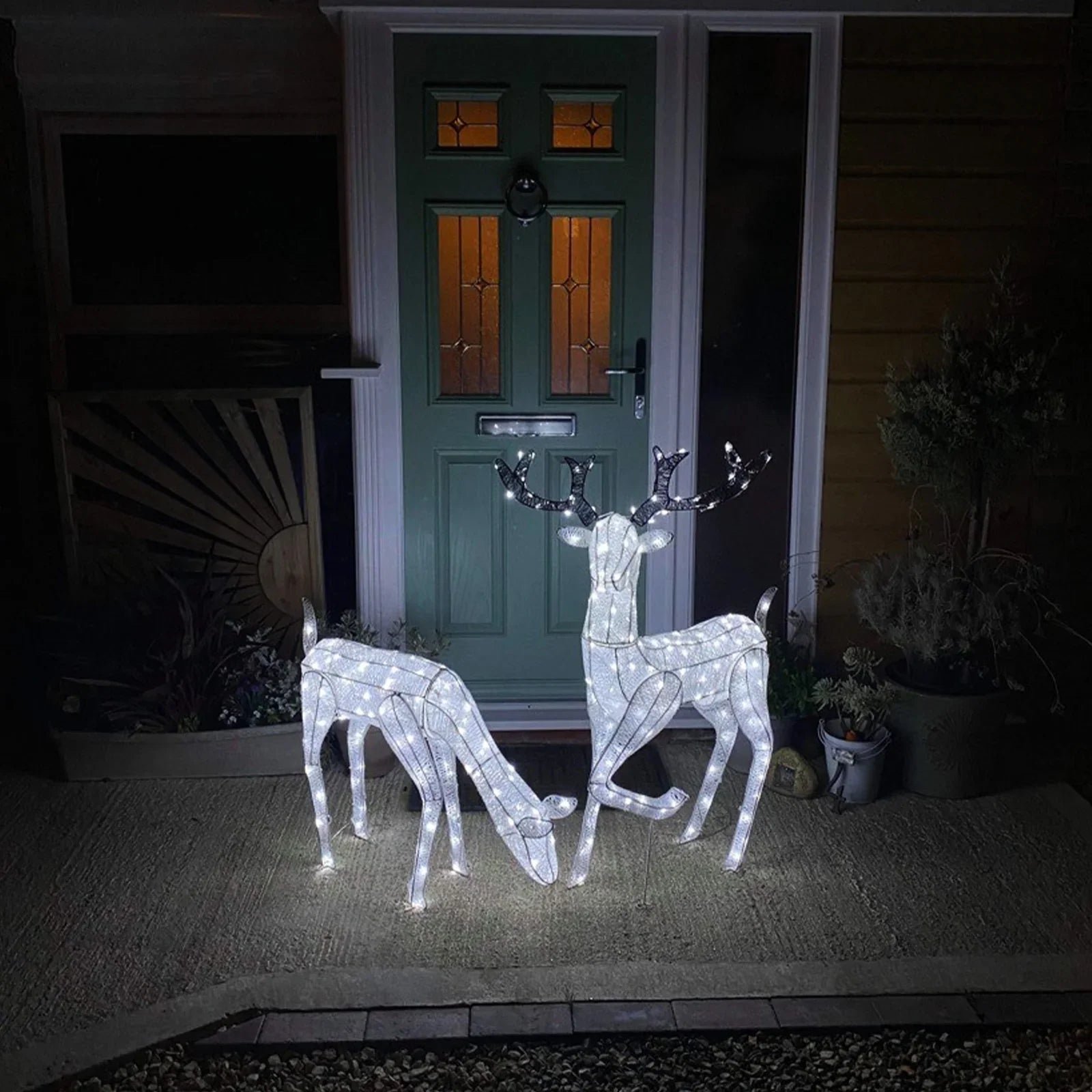 Large Light Up Stag & Doe Reindeer Set - Image 3