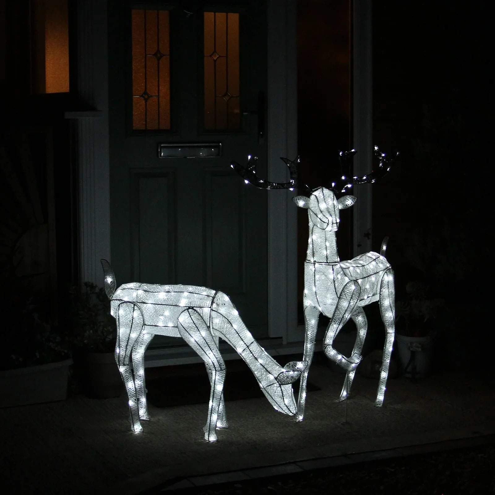 Large Light Up Stag & Doe Reindeer Set - Image 7