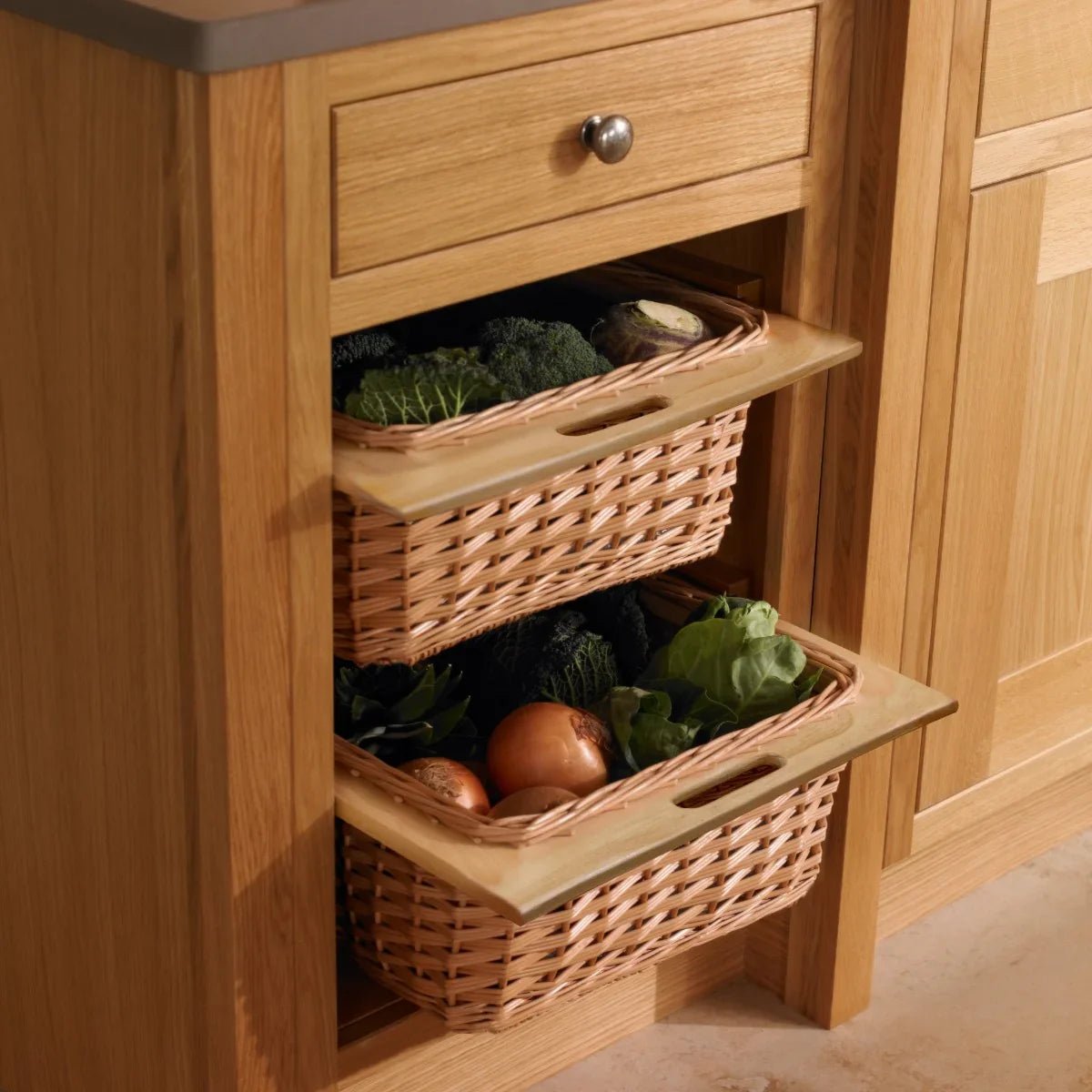 3 x Pull Out Wicker Kitchen Baskets 400mm - Image 3